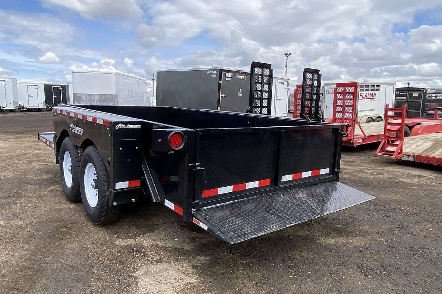 2024-air-tow-14-ground-level-loading-trailer-205428